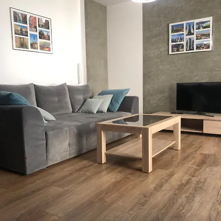 Apartment Lirowa