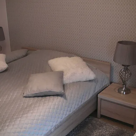Lirowa Appartement *